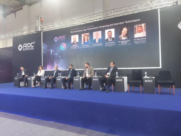 جانب من الجلسة