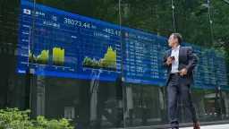 المؤشرات اليابانية تهبط مع ارتفاع...