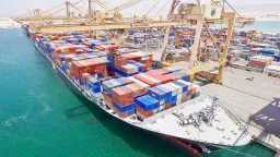 تجارة الخليج ترتفع إلى 1.6...