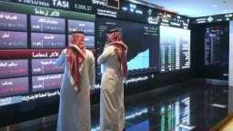 بداية خضراء للأسهم السعودية رغم...