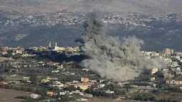 سماء لبنان تشتعل… ضربات إسرائيلية...