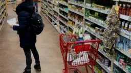 التضخم في أمريكا يرتفع إلى...