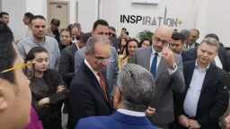 وزير الاتصالات: المنصورة تصدر خدمات...