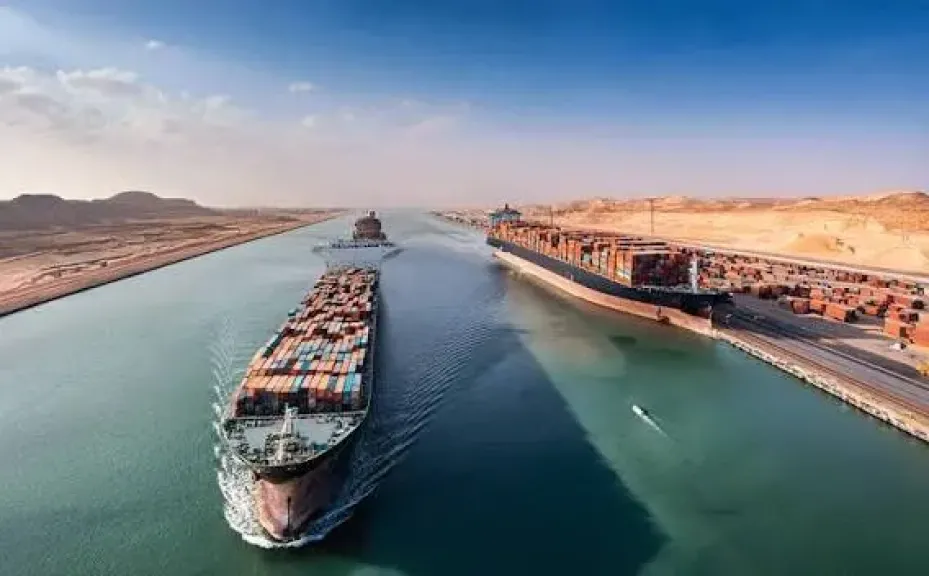 قناة السويس