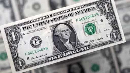 توقعات وول ستريت: الدولار مرشح...