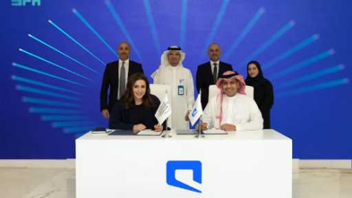 ”موبايلي” توقع اتفاقية تعاون إستراتيجي...