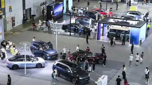 توقعات بوصول مبيعات سيارات الطاقة...