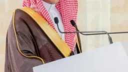 وزير الإعلام ينقل المؤسسات الصحفية...