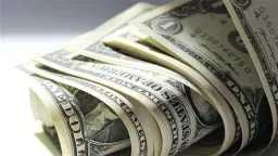 الدولار يتصدر العملات ويحقق ارتفاعا...